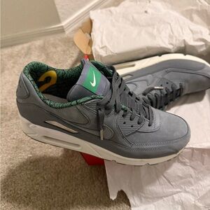 Nike am90 312 chi town, Gray and Green Men's Sneakers
